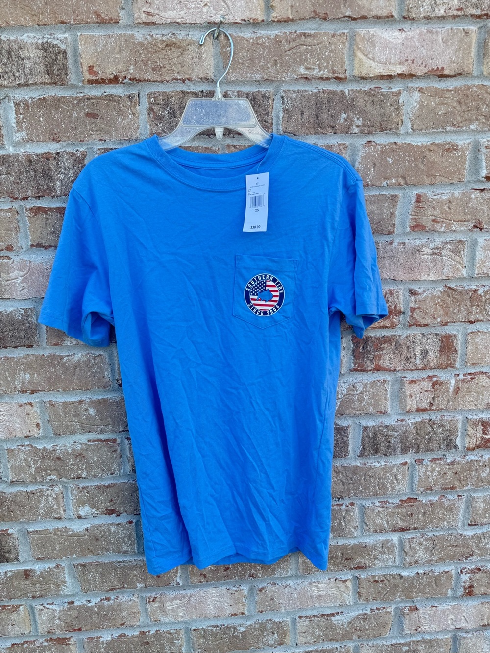 Southern Tide t-shirt